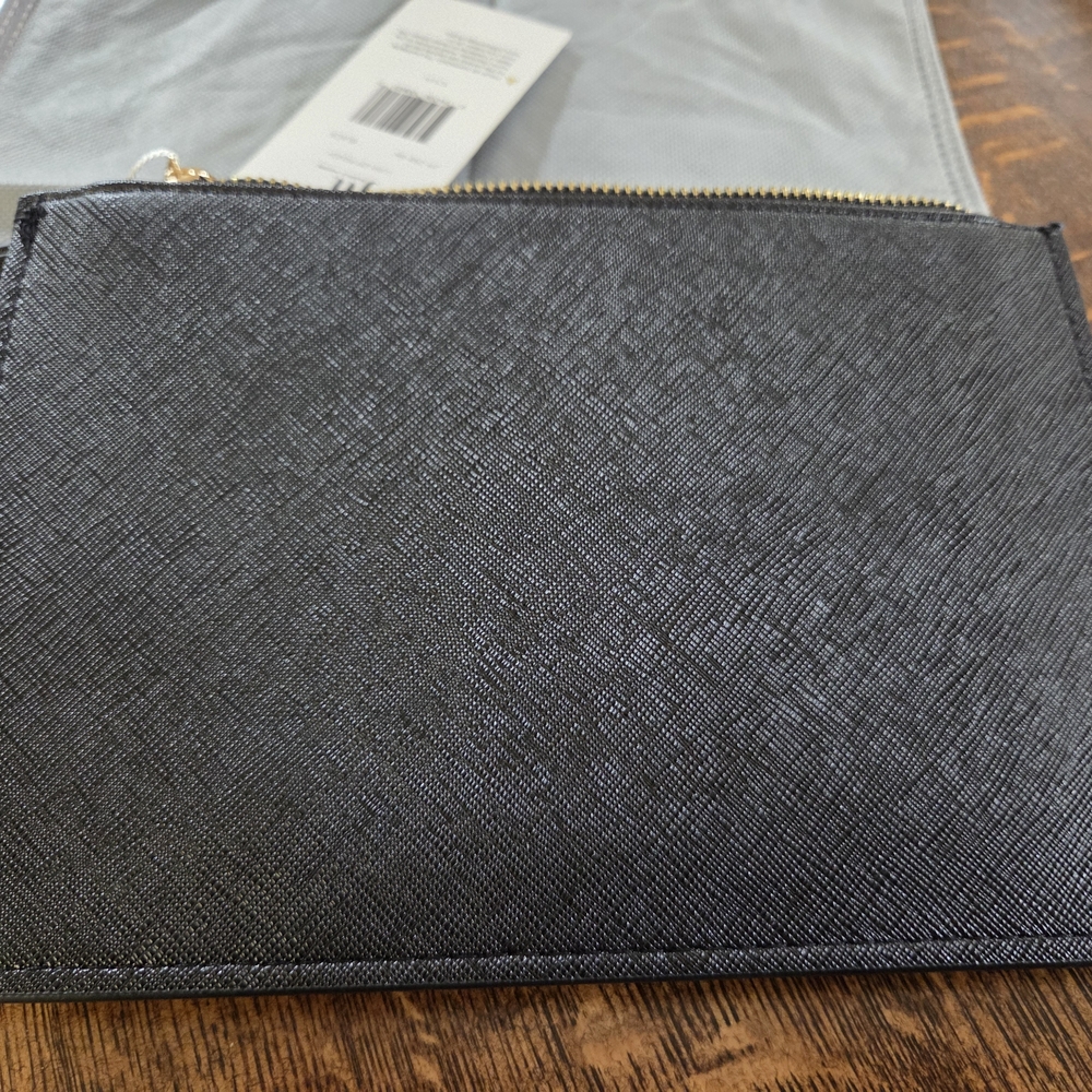 Jessica Moore Black Zip Pouch with Gold Metal Zippers - Picture 3 of 16